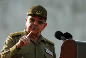 Raúl Castro en el 26 de Julio: Los cubanos seguiremos adelante